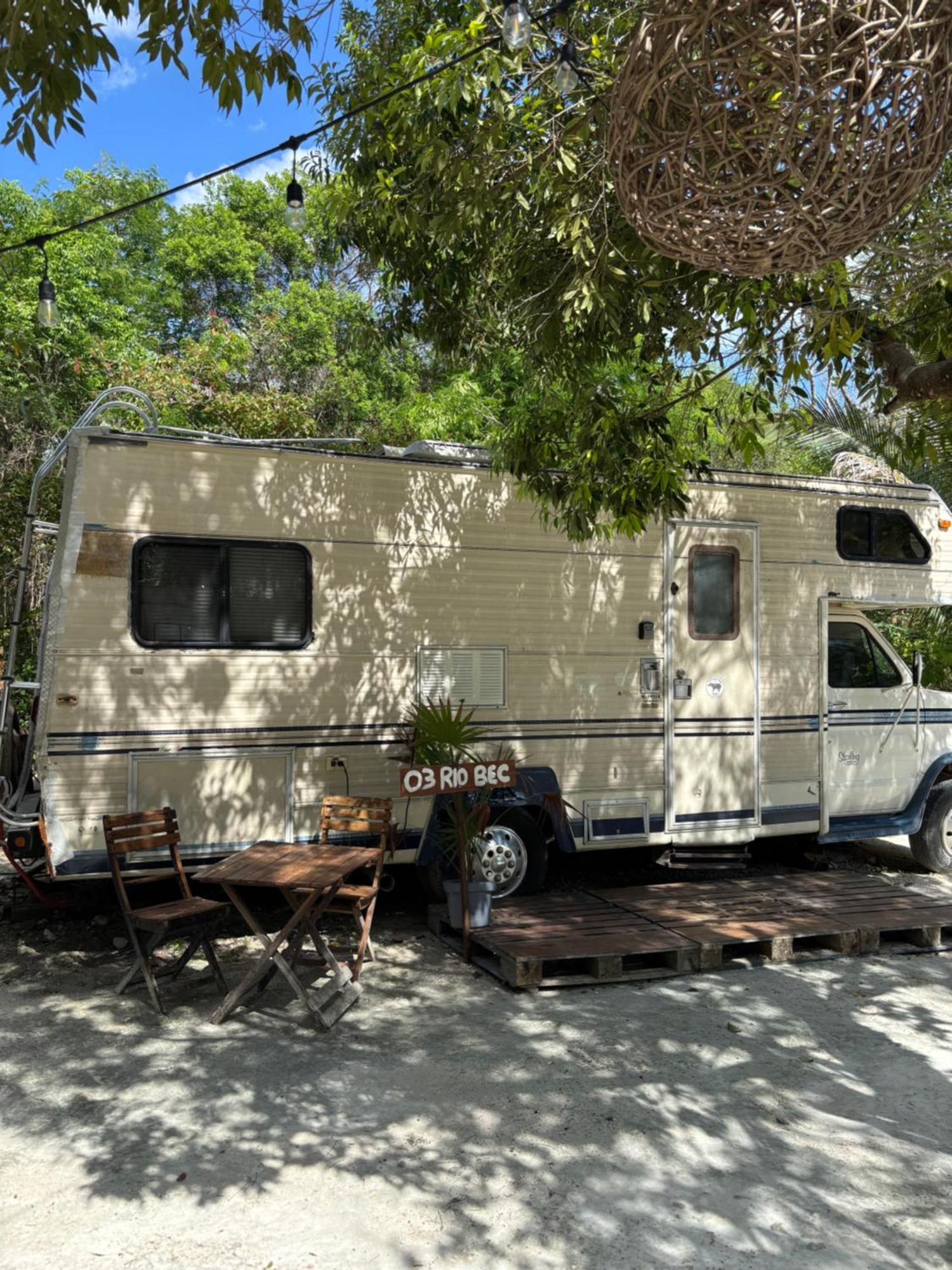 Отель Momotoh Camper Шпухиль Экстерьер фото